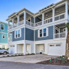 Отель Kure Beach Townhome: Short Walk to the Beach!, фото 1