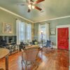 Отель Pet-friendly Home w/ Yard: 3 Mi to Dtwn Houston!, фото 12