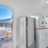 Отель Vintage Airstream Near The Catalina Mountains 1 Bedroom Residence by Redawning, фото 25