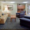 Отель Candlewood Suites Richmond North Glen Allen, an IHG Hotel, фото 11