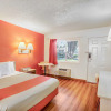 Отель Motel 6 Stockton, CA - North, фото 6