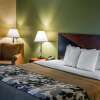 Отель Sleep Inn & Suites, фото 4