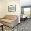 Отель Cobblestone Hotel & Suites - De Pere/Green Bay, фото 2
