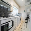 Отель Elegant Earl's Court 2 bed 2 Bath Near Tube, фото 8