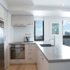 Отель Luxury Sea View 2 Bedroom Apartment, фото 3