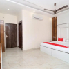 Отель Capital O 26689 Grand Vista, фото 26