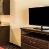 Отель Quality Suites Hickory South, фото 35