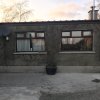 Отель Lovely 2-bed Cottage at the Foot of the Mournes в Ньюри