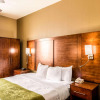 Отель Comfort Suites South, фото 7