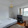 Отель Comfy And Bright 2Br Home In West Kensington Fits 4, фото 2