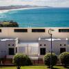 Отель The Point Coolum Beach, фото 1