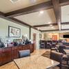 Отель Cobblestone Inn & Suites - Lakin, фото 23