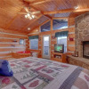 Отель Mountain Splendor One Bedroom Cabin, фото 9