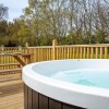 Отель Lovely 1-bed Lodge in Yarm, фото 2