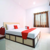 Отель RedDoorz Plus near Lippo Plaza Yogyakarta, фото 3