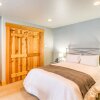 Отель Bear Meadows Lodge - Hot Tub - Tahoe Donner 6 Bedroom Home by Redawning, фото 7