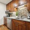 Отель Double Eagle B12 2 Bedroom Condo by RedAwning, фото 9