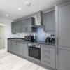 Отель Stunning 2-bed Apartment in Camberley, фото 14