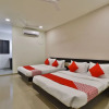 Отель Oyo Flagship 30791 Hotel Shagun, фото 7