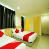 Отель OYO 1055 Batu Caves Star Hotel, фото 38