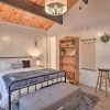 Отель Modern Cabin w/ Game Room & Deck, Near Skiing, фото 6
