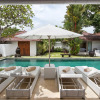 Отель Villa Putih in Kuta with 4 bedrooms and 3 bathrooms, фото 21