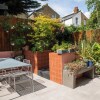 Отель Stunning Hidden Gem W/private Courtyard - Hackney! в Лондоне