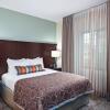 Отель Staybridge Suites Lake Forest, an IHG Hotel, фото 18