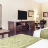 Отель Comfort Suites Lexington, фото 7