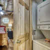 Отель Er239- Sleepy Bear Great Location â Close To Town! 2 Bedroom Cabin by RedAwning, фото 6