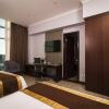 Отель City Plaza Hotel & Suites, фото 2