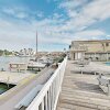 Отель Canal-front Corner W/ Pools - Near The Beach! 1 Bedroom Condo, фото 1