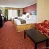 Отель Holiday Inn Express & Suites Vandalia, an IHG Hotel, фото 4