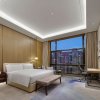 Отель DoubleTree by Hilton Quzhou, фото 6