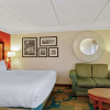 Отель La Quinta Inn & Suites by Wyndham Winston-Salem, фото 7