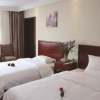Отель Greentree Inn Taizhou Xinghua Zhangguo Bus Station, фото 3