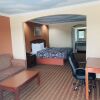 Отель Luxury Inn & Suites Liberty, фото 5