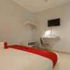 Отель RedDoorz Plus near Soekarno Hatta Airport 2, фото 11