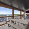 Отель Hilltop Haven at Table Rock - Lake Views & Nearby Bransons Best Attractions, фото 12