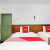 Отель OYO 94082 Hotel Gurita, фото 3