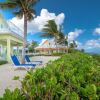 Отель Luxury 3bd Beach Front 4 Green Stunning Views, фото 2