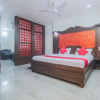 Отель OYO 24696 Green Point, фото 16