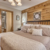 Отель Smoky Mountain Dreamin 2 Bedroom Cabin, фото 5