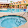 Отель Quality Inn & Suites Goodyear - Phoenix West, фото 19