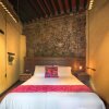 Отель Suites Los Camilos - Adults Only в Мехико