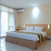 Отель Whiz Residence Darmo Harapan Surabaya, фото 25
