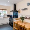 Отель Whitstable's Beachcombers, Sleeps 10, Dog Friendly, фото 12