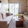 Отель Fashionable 1BR in the Trendy Jlt! Sleeps 4!, фото 2