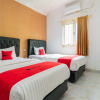 Отель RedDoorz Syariah near Transmart Padang, фото 3