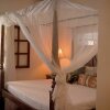 Отель Simba Wakike Luxury Villa в Ватаму